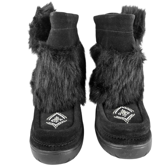 Manitobah Snowy Black Fur-Trimmed Winter Boots - Picture 6 of 6